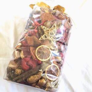Sonoma Decorative Potpourri Bag with Gold and Red Accents